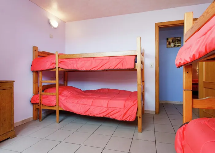 Hébergement de vacances Beautiful In With Sauna Brisy